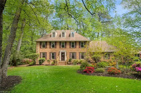 933 Salisbury Grn, Virginia Beach, VA 23452