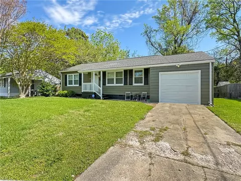 23 Eastmoreland Dr, Hampton, VA 23669