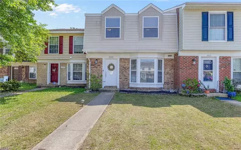 3715 Northwood Ct, Virginia Beach, VA 23452