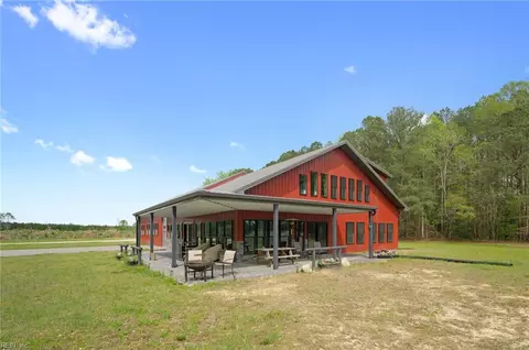 2511 Pittmantown Rd, Suffolk, VA 23438