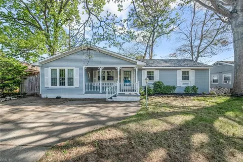 646 Creasy Ave, Newport News, VA 23601