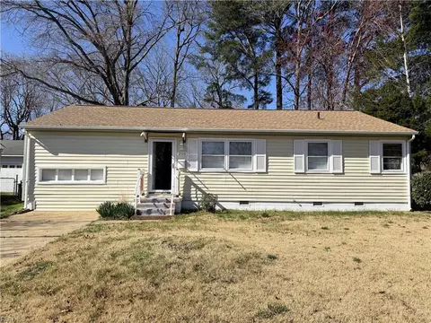200 Clemwood Pw Pkwy, Hampton, VA 23669