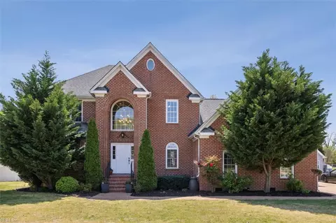 5 Wild Flower Cir, Hampton, VA 23669