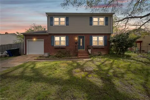 4 Dutchess Ln, Newport News, VA 23608