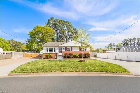 505 Wooten Ln, Chesapeake, VA 23323