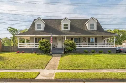 2617 Roundtree Cir, Chesapeake, VA 23323