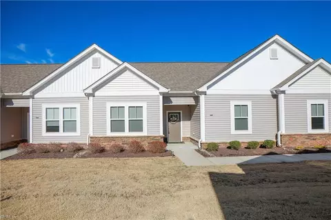 1009 Paragon Way #C, Suffolk, VA 23435