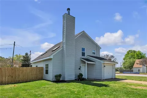 5141 Holly Farms Dr, Virginia Beach, VA 23462