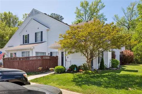 803 Hamlet Ct, Yorktown, VA 23693