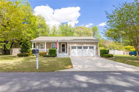 445 Dupont St, Chesapeake, VA 23320