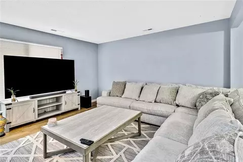 734 Quesnel Dr, Virginia Beach, VA 23454