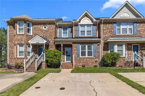 1850 Volvo Pw Pkwy, Chesapeake, VA 23320