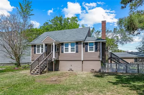 1071 Poquoson Ave, Poquoson, VA 23662