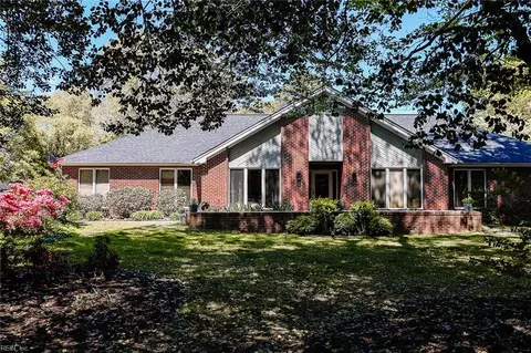 4052 Bridgehampton Ln, Virginia Beach, VA 23455