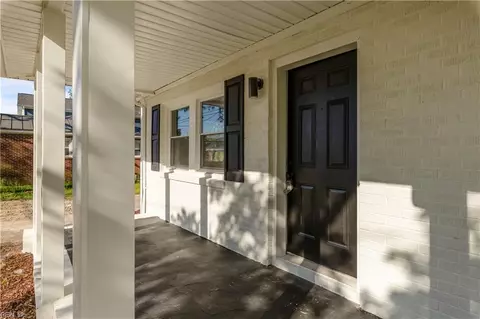 914 Greer St, Chesapeake, VA 23324