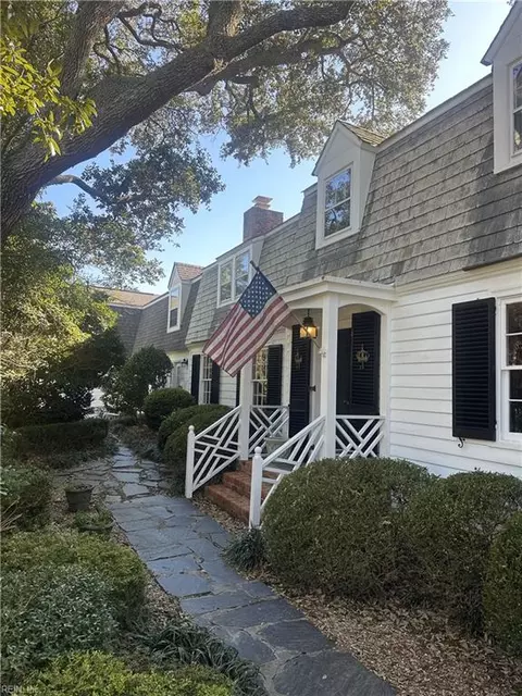 304 45th St, Virginia Beach, VA 23451