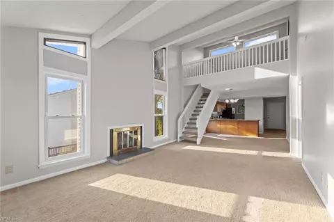3200 Lynnhaven Dr #301, Virginia Beach, VA 23451