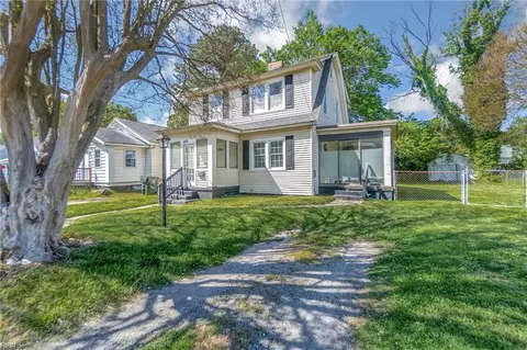 1112 Hugo St, Norfolk, VA 23513