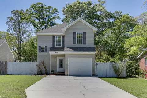 1613 Hawthorne Dr, Chesapeake, VA 23325