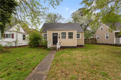 3405 Winchester Dr, Portsmouth, VA 23707