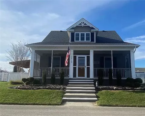 2720 Gaston Ln, Virginia Beach, VA 23456