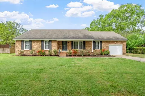 2009 Emmett Dr, Chesapeake, VA 23325