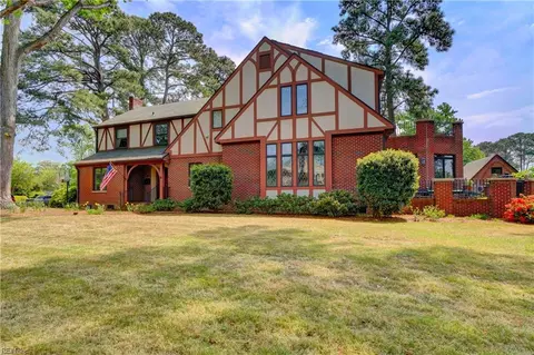 7434 Glencove Pl, Norfolk, VA 23505