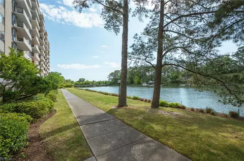 7320 Glenroie Ave #2F, Norfolk, VA 23505