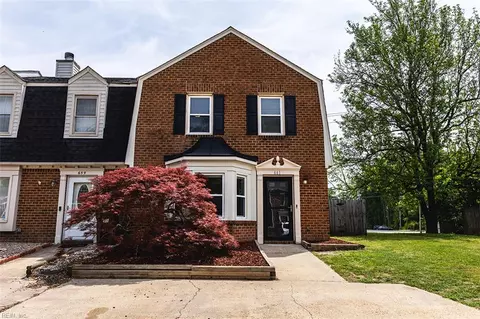 661 Mill Landing Rd, Chesapeake, VA 23323