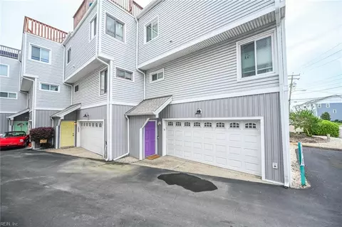 910 E Ocean View Ave #9, Norfolk, VA 23503