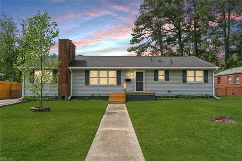 612 Spruce Rd, Newport News, VA 23601