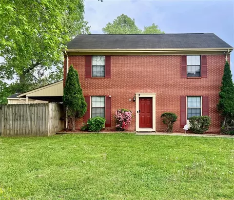 303 Circuit Ln #A, Newport News, VA 23608
