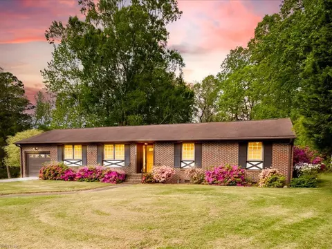 3600 Deerfield Dr, Suffolk, VA 23435
