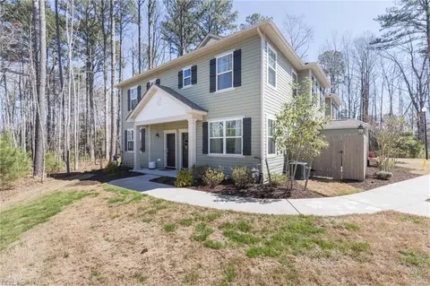 2888 Baldwin Dr, Chesapeake, VA 23321