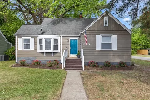 300 Plover Dr, Portsmouth, VA 23704