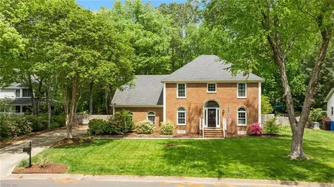 437 Wittington Dr, Chesapeake, VA 23322
