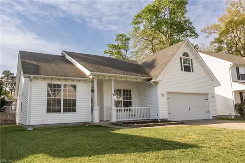 852 Holbrook Dr, Newport News, VA 23602
