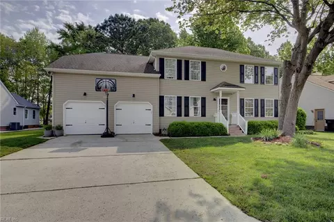 627 Aguila Dr, Chesapeake, VA 23322