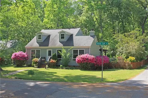45 White Oak Dr, Newport News, VA 23601
