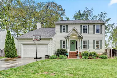 620 Glasgow St, Chesapeake, VA 23322