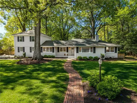 1121 Lee Rd, Virginia Beach, VA 23451
