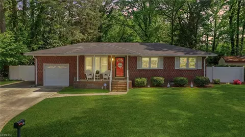 5033 Greenbrook Dr, Portsmouth, VA 23703
