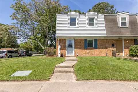5858 E Hastings Arch Arch, Virginia Beach, VA 23462