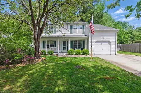 1226 Woods Way, Chesapeake, VA 23323
