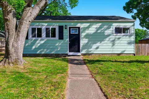 1418 Tatemstown Rd, Chesapeake, VA 23325