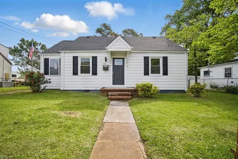 8430 Primrose St, Norfolk, VA 23503