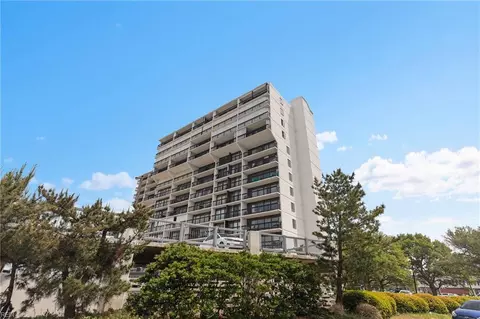 3558 Shore Dr #1208, Virginia Beach, VA 23455