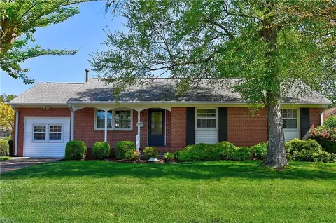 5756 Susquehanna Dr, Virginia Beach, VA 23462