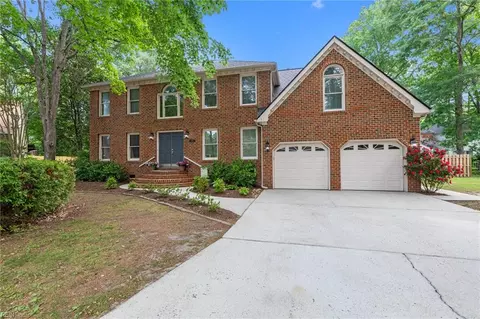 500 Asbury Ct, Chesapeake, VA 23322
