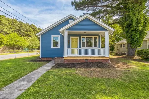 392 Sampson Ave, Hampton, VA 23661